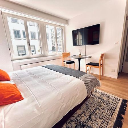 Cozy Studio Apartment Unit 11 In Center Of Zurich Exterior photo